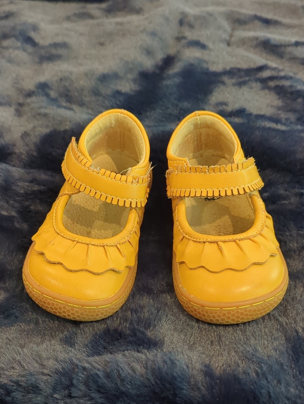 Livie and Luca,Girls Yellow Mary Jane Shoes with Fringe Strap Size Toddler 6
